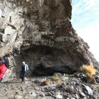 Hallaron unas cuevas con arte rupestre de gran valor arqueológico en Zapala