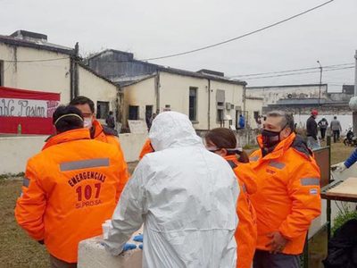 Emergencia sanitaria en Tucumán: sigue la ola de contagios en el barrio bloqueado de Lastenia