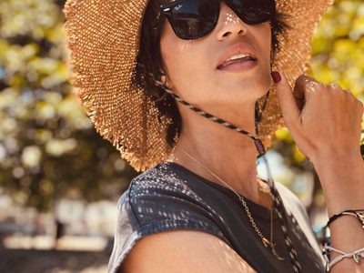 Sara Carbonero devela el look perfecto del verano y un adelanto de su nuevo proyecto
