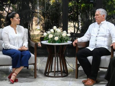 Morena firma acuerdo de cooperación con el Partido Comunista de Cuba