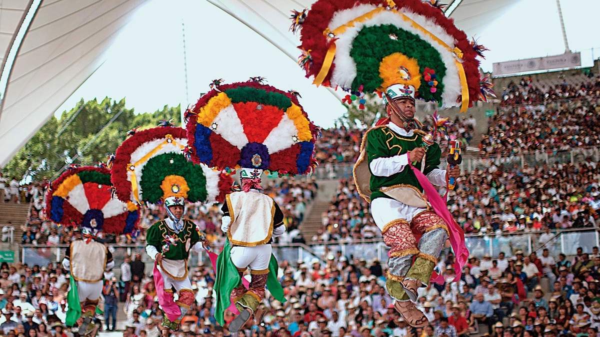 La Guelaguetza