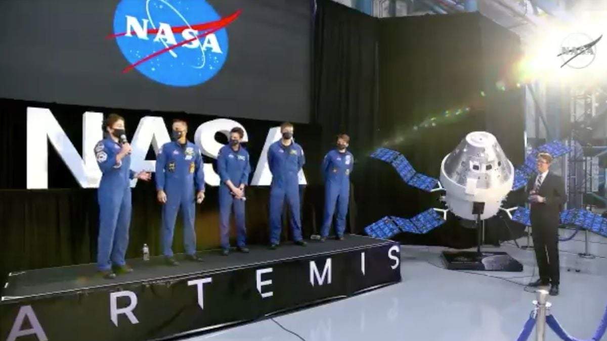 Cinco de los 18 astronautas de la misión Artemisa fueron presentados por la NASA