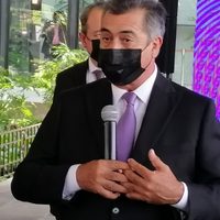 Diputados reprueban a El Bronco en su último informe