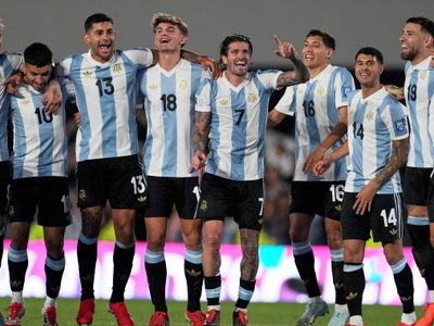Recomendado por un campeón del mundo: la figura de la Selección Argentina que podría cambiar de equipo