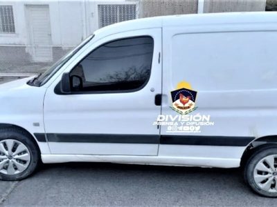 La Policía de Neuquén recuperó un vehículo que había sido sustraído en 2016 en El Bolsón