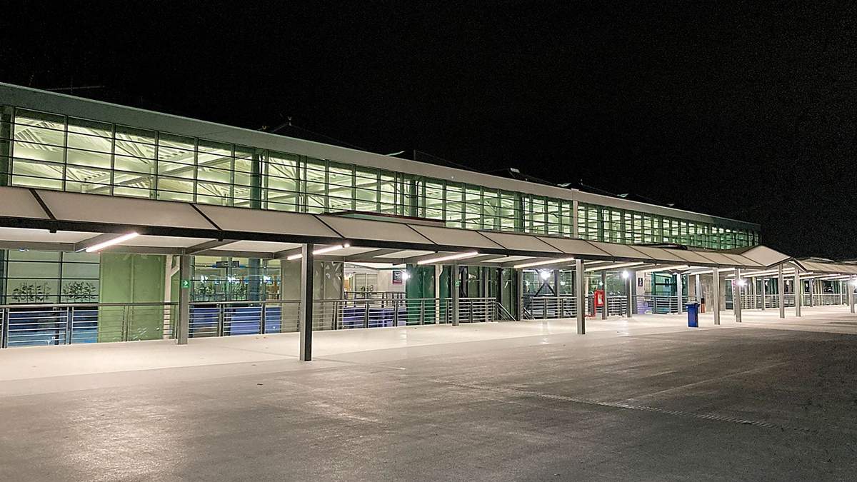 El aeropuerto solitario