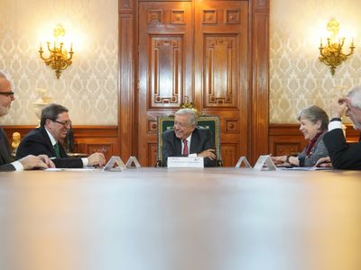 AMLO se reúne con el canciller de Cuba
