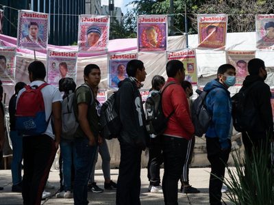 Defensa de militares sujetos a proceso por el caso Ayotzinapa impugna autos de formal prisión
