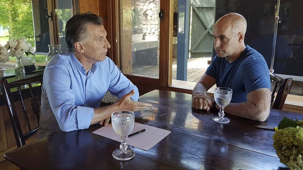 Horacio Rodríguez Larreta junto a Mauricio Macri. Fuente: (Twitter)