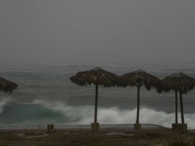 Cuba, duramente golpeada por ciclón Rafael, intenta recuperarse; amplias zonas permanecen sin luz  (