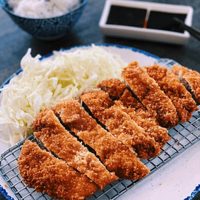 La carne vale fortuna: preparate estas milanesas de berenjena rellenas en pocos minutos