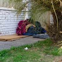 Proponen crear un programa integral de asistencia para personas en situación de calle
