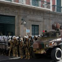 Intentona golpista fracasa en Bolivia tras cambio de alto mando militar
