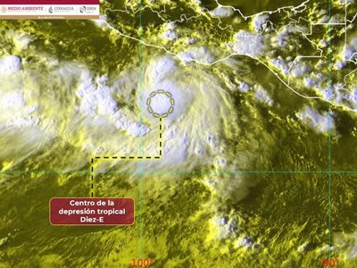 Se forma depresión tropical Diez-E en el Pacífico: impactará en estas entidades