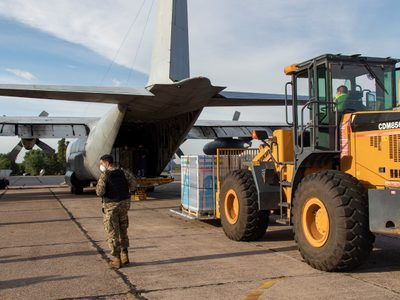 "Macri trajo muerte; Alberto, vida": el Gobierno envió una gran donación de vacunas a Bolivia