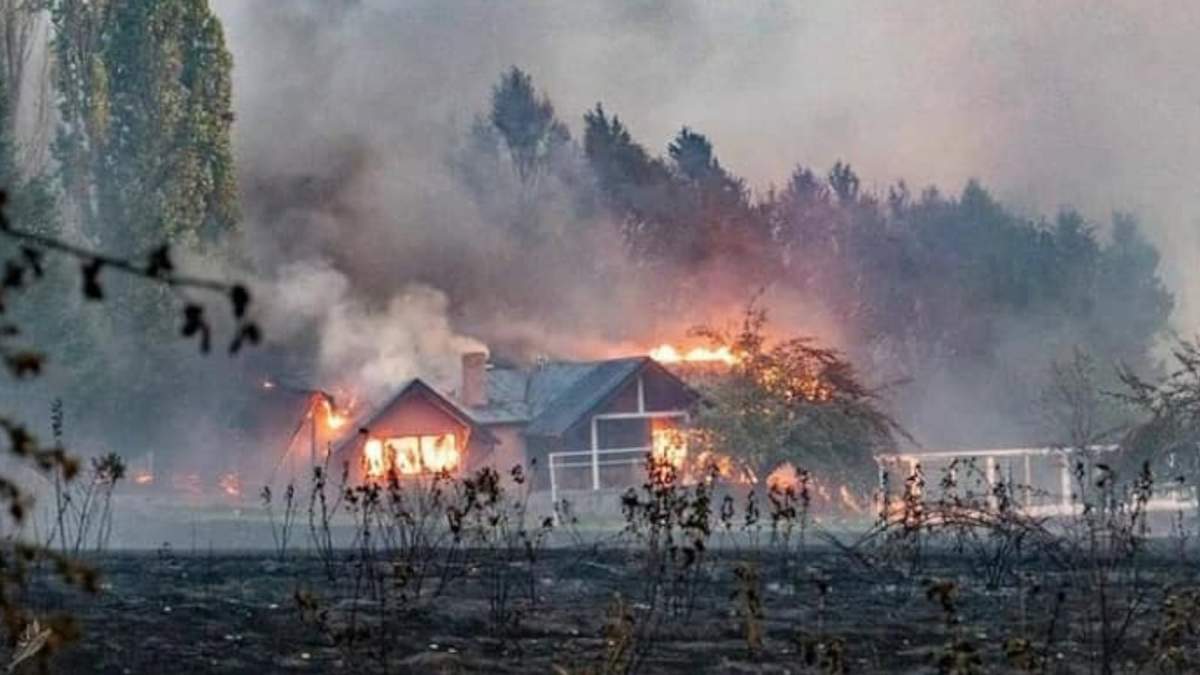 Incendio en la cordillera patagónica. Fuente: (Twitter)