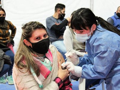Llegaron más dosis de la vacuna Sinopharm a Neuquén