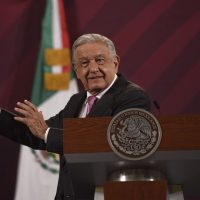 “Actúen con prudencia”, pide AMLO a aspirantes a candidaturas de Morena