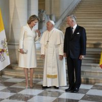 Primer ministro belga critica a papa por encubrimiento de abusos en la Iglesia en dura bienvenida