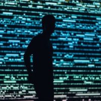 Alertan que China ofrece empleos falsos por internet con fines de espionaje