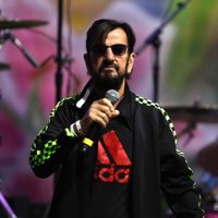 Ringo Starr, rock, nostalgias y espíritu de amor y paz