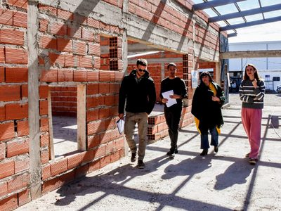 Supervisaron obras educativas que fueron reactivadas por el gobierno provincial