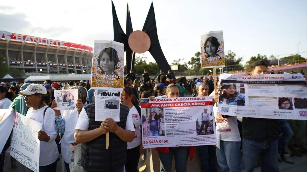 Familias de desaparecidos. Protestas previas al Mundial