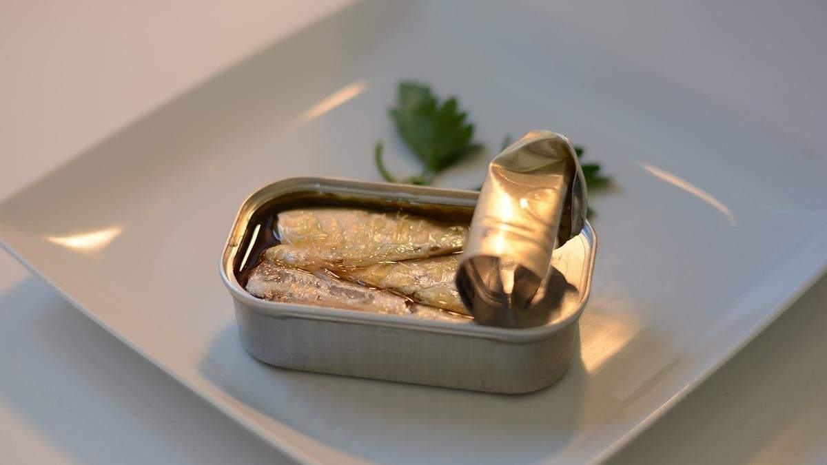 Latas de sardinas. Fuente: (X)