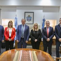 La justicia y la legislatura formalizaron la adhesión a la propuesta de regionalización del gobierno