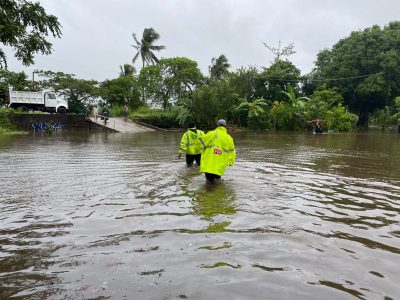 Una persona murió y otra desapareció en Veracruz por la tormenta Nadine y el frente frío 4 (Video)