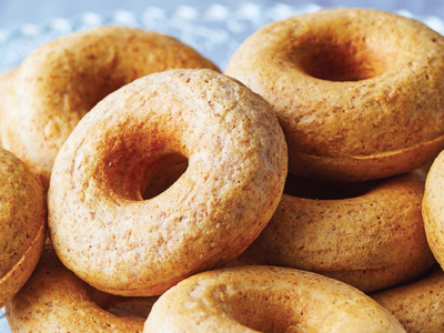 Donas sin harinas y sin azúcar: poné la pava y prepará esta receta para comer un postre más sano