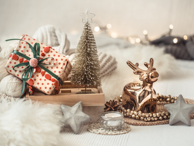 Así de fácil podés crear un contenedor inspirado en la Navidad con 1 frasco de vidrio y mucha creatividad