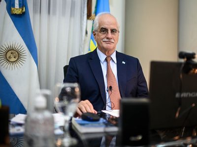 Quién es Jorge Taiana, el nuevo ministro de Defensa de la Nación
