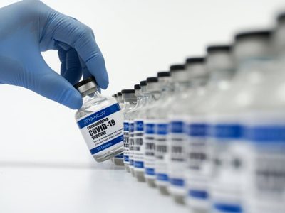 Coronavirus y vacuna: a pesar del descenso de casos, Salud instó a inocularse