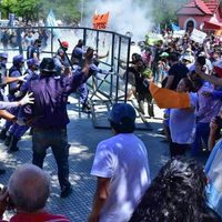 Manifestación y represión en Formosa por el regreso a la fase 1