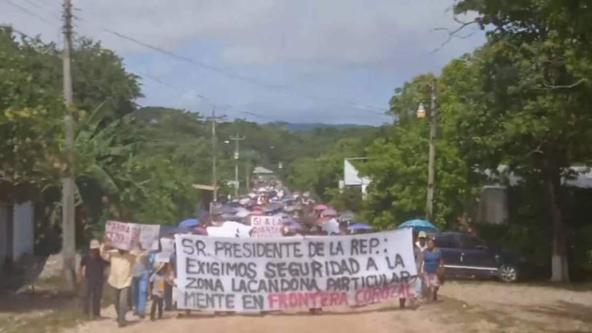 “Alarma que entre las tácticas de los grupos criminales se haya tomado como rehén a la población civil, que es utilizada como escudo de guerra, forzándola a participar en movilizaciones, bloqueos y enfrentamientos en favor de alguno de los bandos”, indicaron las organizaciones firmantes del pronunciamiento
