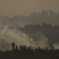 Más de medio millón de palestinos huyen de los combates en Rafah y el norte de Gaza: ONU