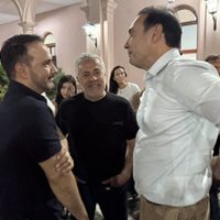 Milei perdió en Corrientes, pero Cornejo viajó a festejar con Valdés
