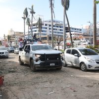 AMLO: saqueos en Acapulco fueron por situación de “emergencia”; la Guardia Nacional instala retenes