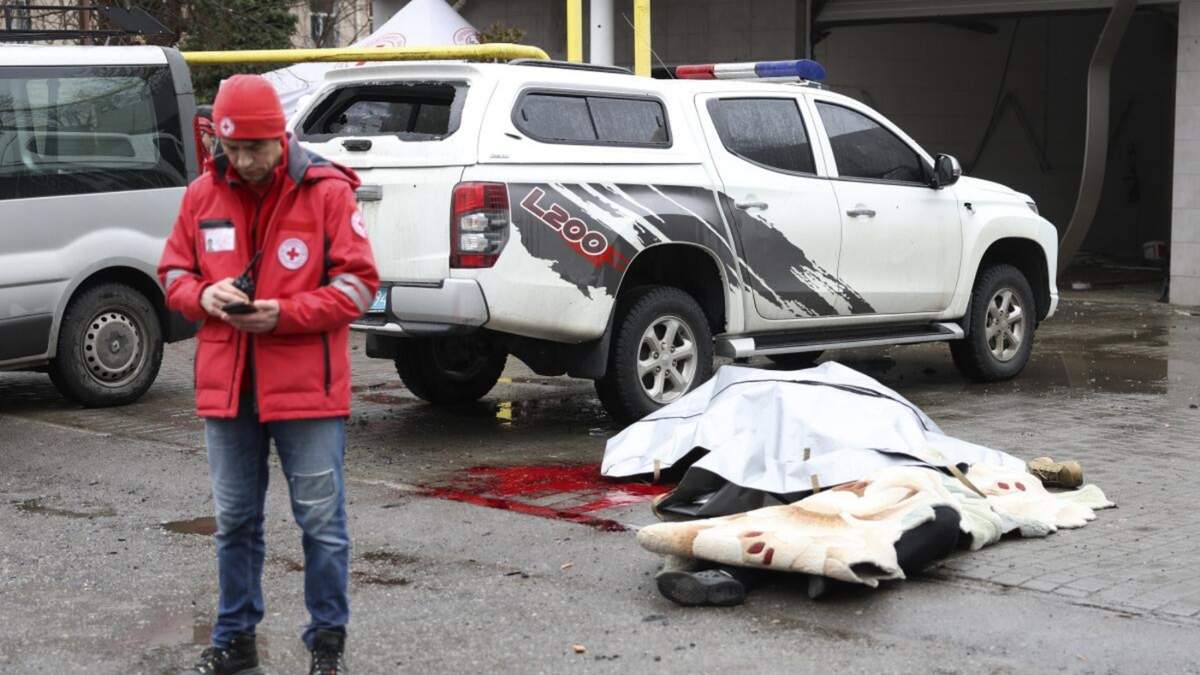 Ataque ruso con misiles deja al menos 14 muertos en sur de Ucrania