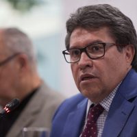 Monreal busca tipificar como delito el reclutamiento de menores para cárteles
