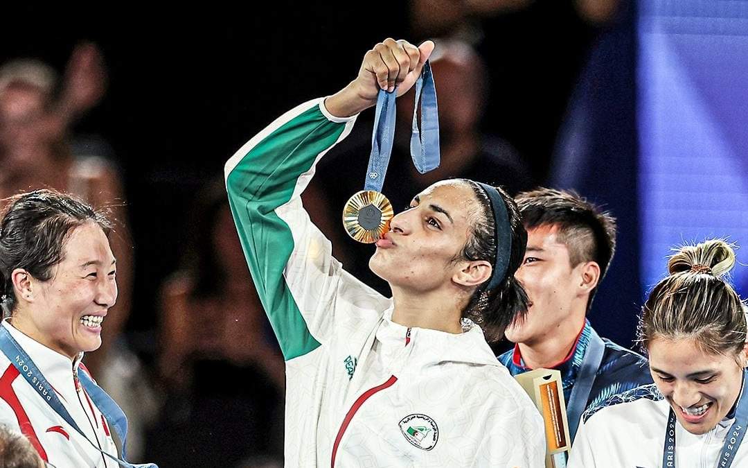 Imane Khelif, boxeadora argelina, gana medalla de oro en París 2024