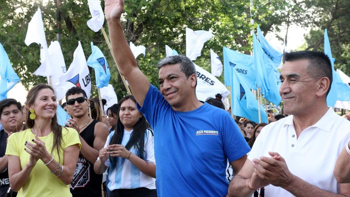 Jesús Escobar en el último acto del año de Libres del Sur. Fuente (Facebook).