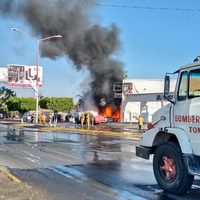 Explota en Jalisco otra pipa de Gas Express Nieto; hay 15 lesionados