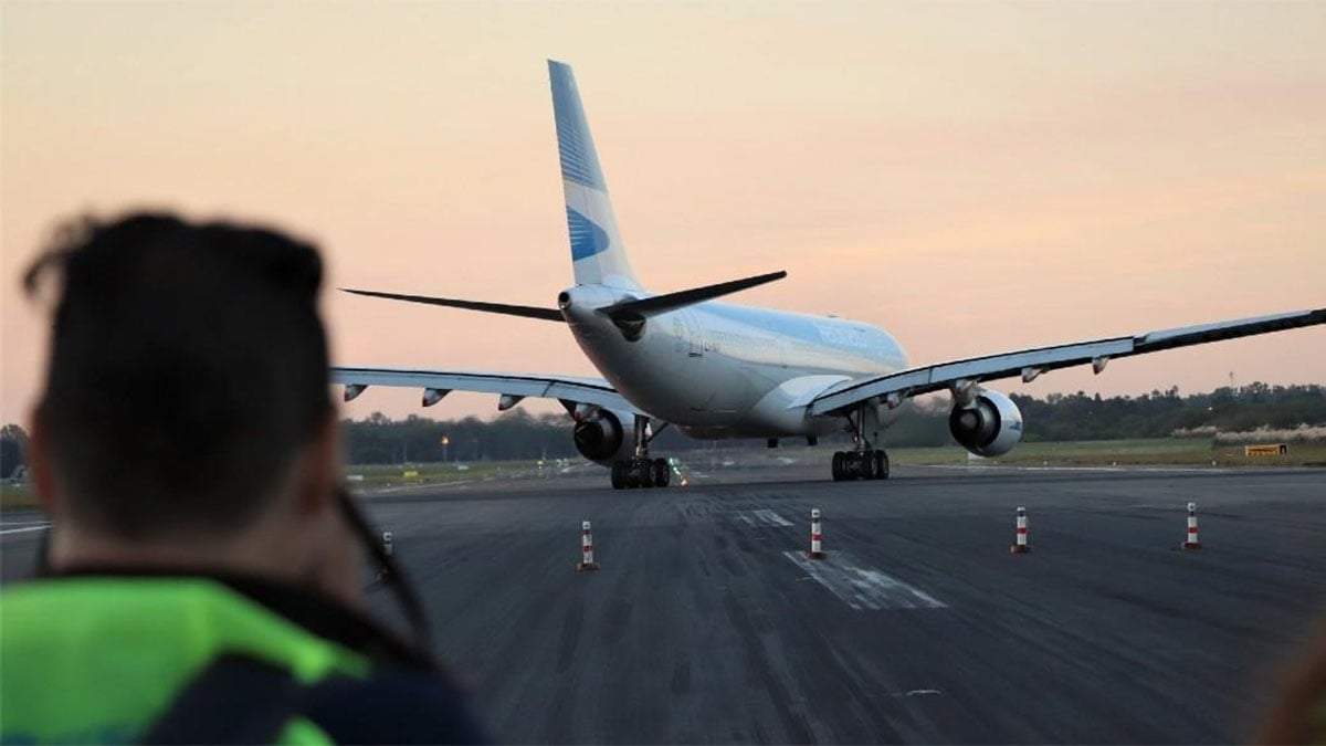 Dos destinos europeos podrían sufrir restricciones para volar hacia Argentina. Fuente: (Twitter)