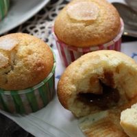 Muffins rellenos de dulce de leche y el secreto para que queden mejor que los de paquete