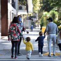 En Buenos Aires no permiten a los menores realizar salidas recreativas, pero podrán salir