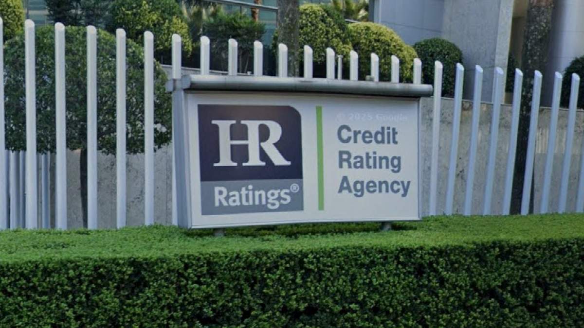 HR Ratings añadió una Observación Negativa como señal de que aumentan los riesgos financieros