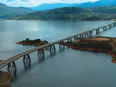 Grupo armado comete asalto masivo en vía rápida que conecta Chiapas con Veracruz