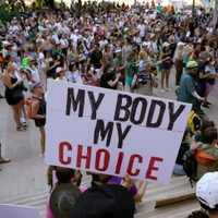 Corte Suprema deja vigente prohibición a abortos en Texas, incluso los de emergencia